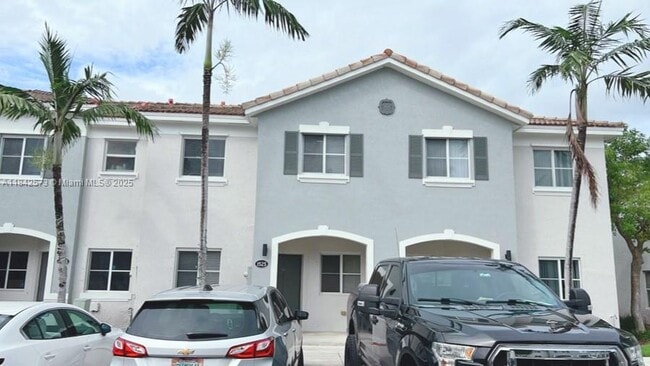 Primary Photo - 1525 SE 31st Ct