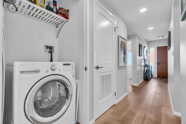 Building Photo - 140 Ocean Park Blvd