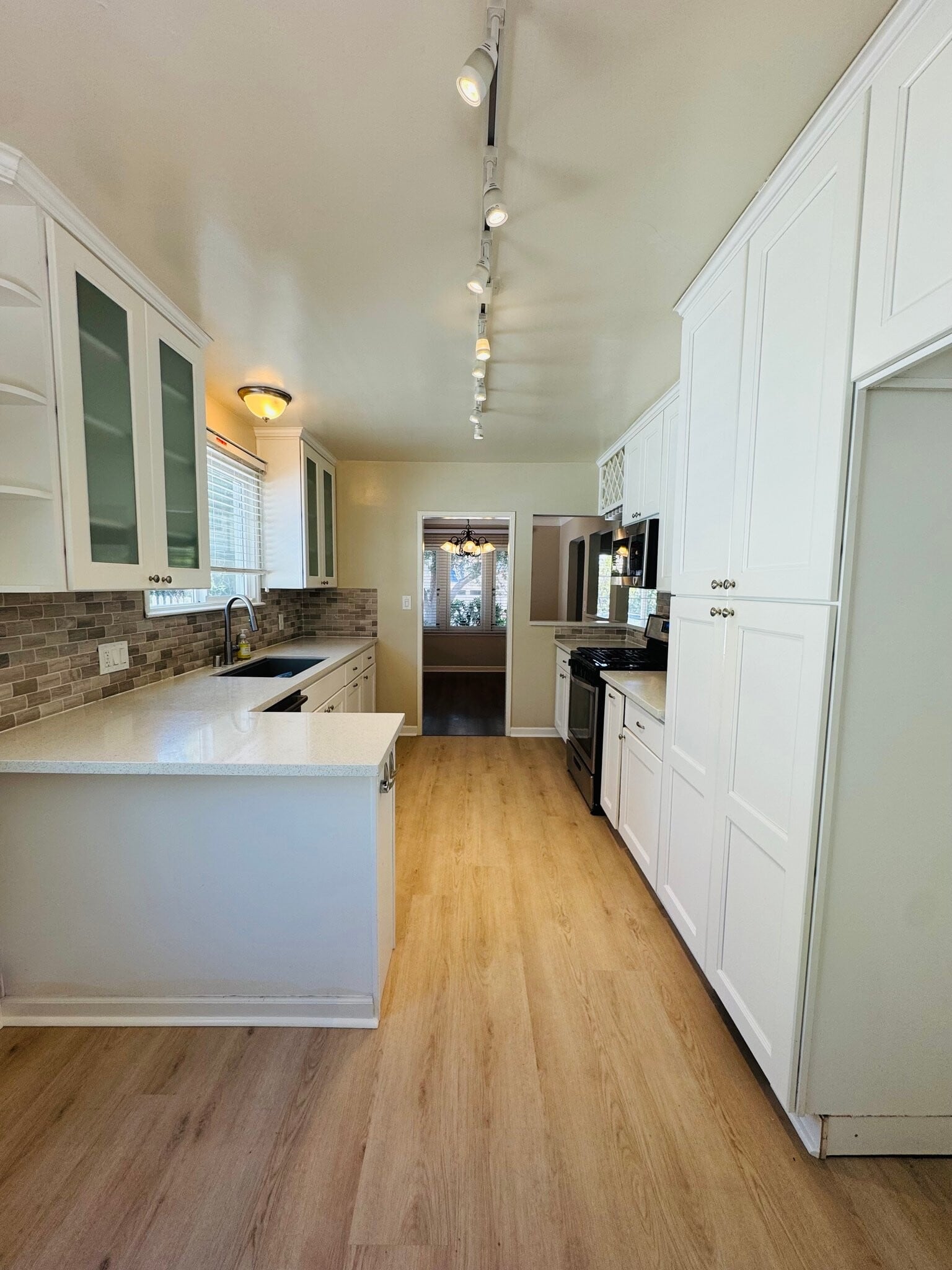 Building Photo - 67 Windsor Ln