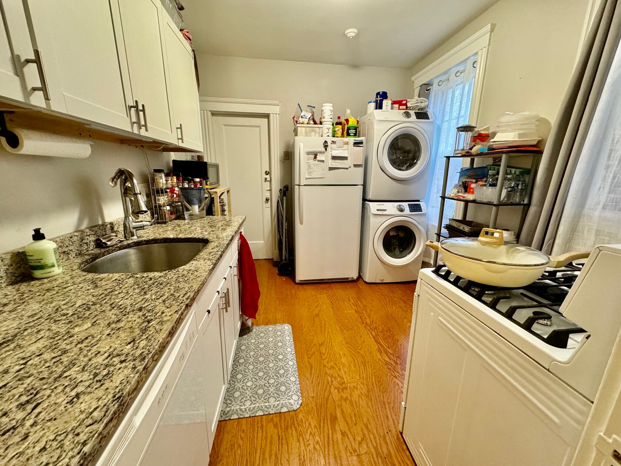 Building Photo - 1992 Commonwealth Ave