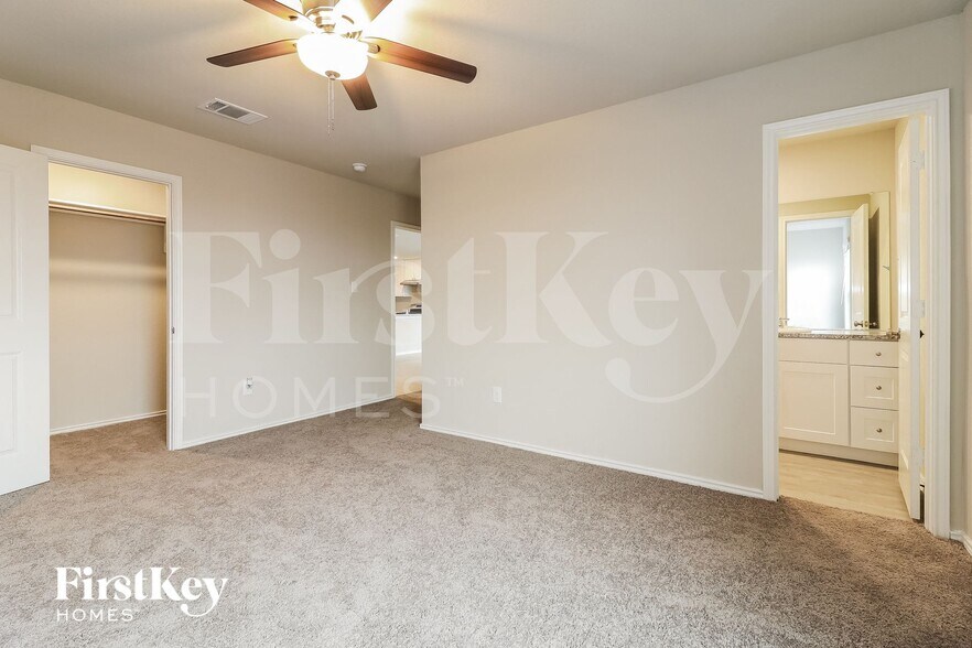 Building Photo - 13124 Thyme Wy