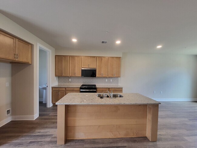 Building Photo - 1108 Ashworth St