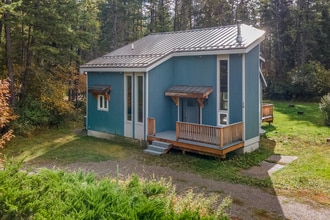 Building Photo - 24 Ranchette Dr