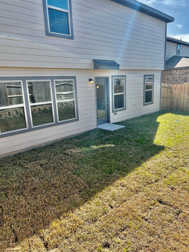 Building Photo - 20807 Sheffield Pk Dr