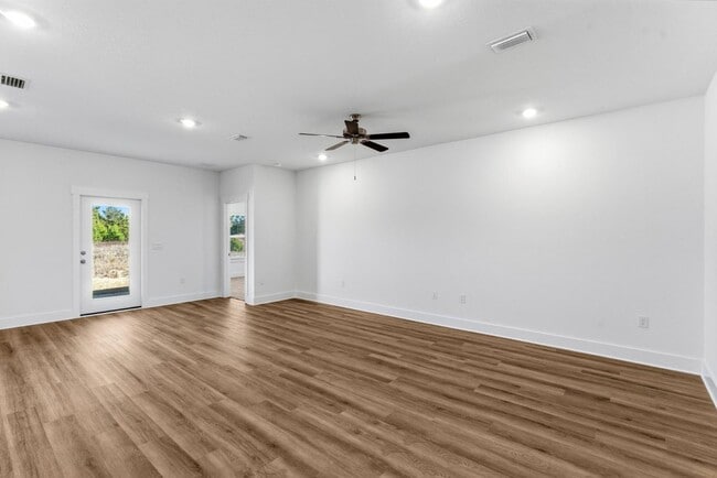 Building Photo - 80 Gray Owl Dr