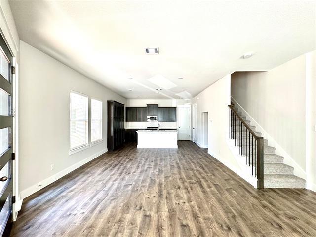 Building Photo - 809 Meadowcrest Dr