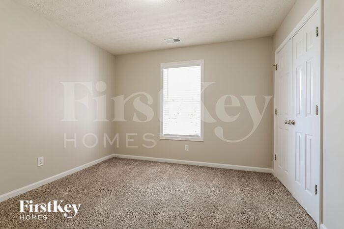 Building Photo - 871 Windward Rd