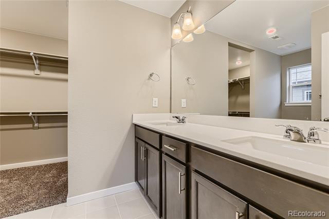 Building Photo - 847 Quatar St