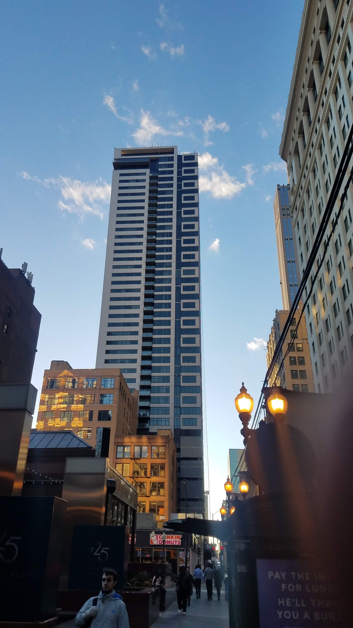 Building Photo - 235 W Van Buren St