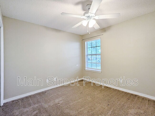 Building Photo - 5963 Ashton Woods Cir