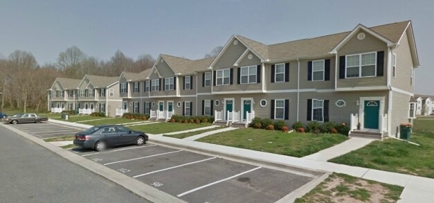 Primary Photo - Linkside Townhomes