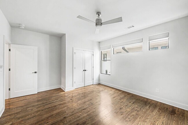 Building Photo - Luxury 3BE/3.5BA located in one of Nashville’s most walkable and vibrant neighborhoods.