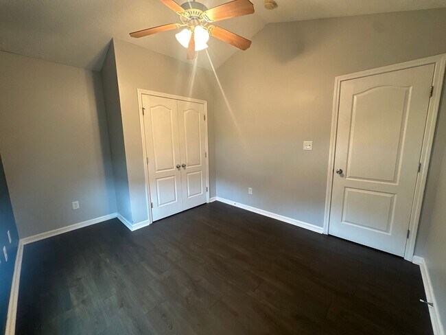 Building Photo - 1305 Snowy Egret Dr