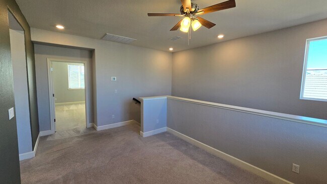 Building Photo - Beautiful two story Spanish springs home