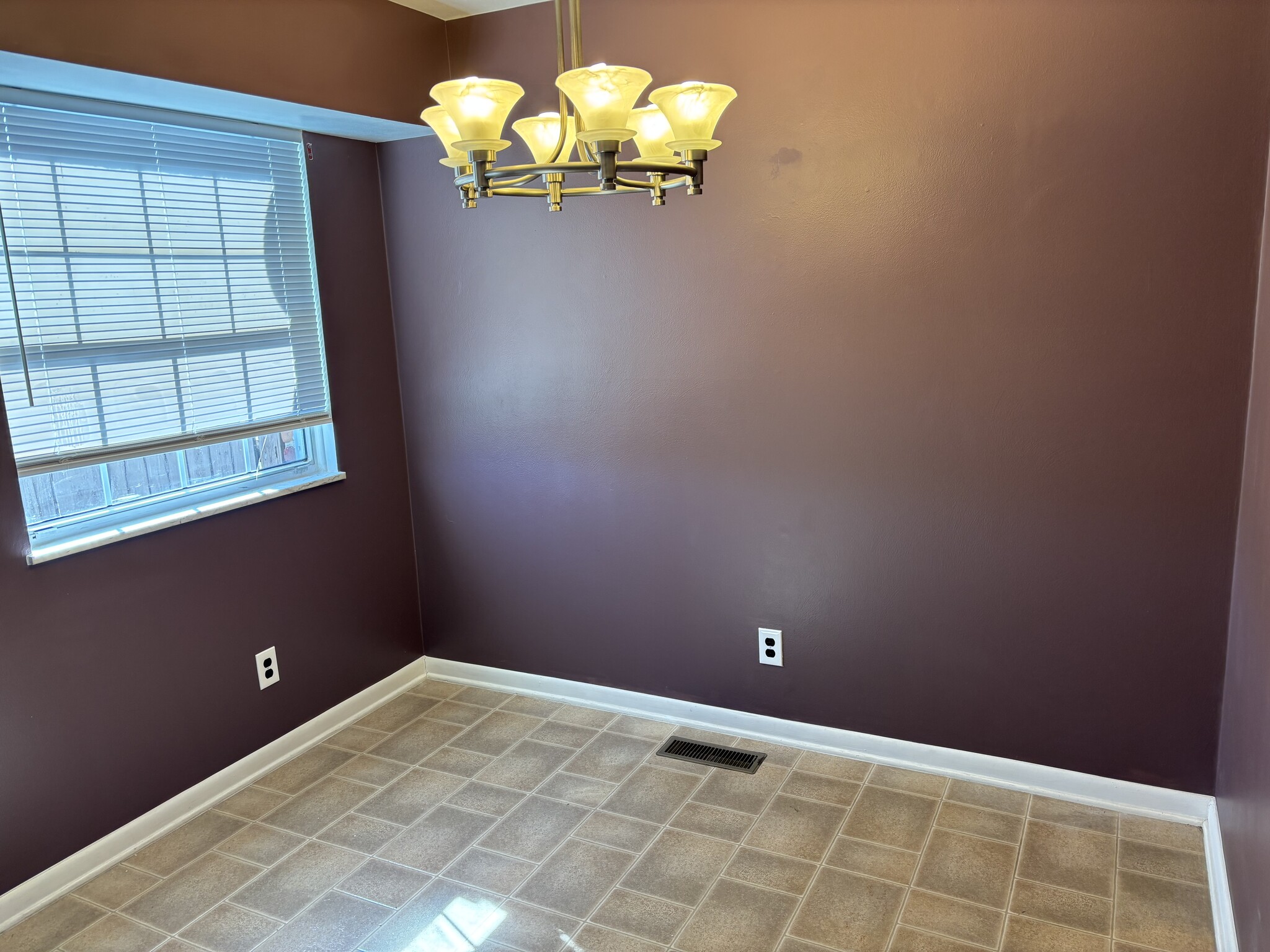 Eat in kitchen - 1416 Henley Rd