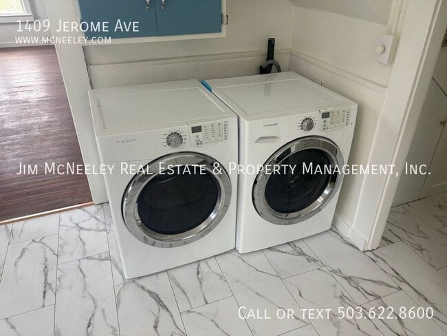 Building Photo - 1409 Jerome Ave