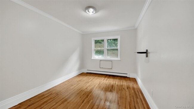 Building Photo - 4392 Carpenter Ave
