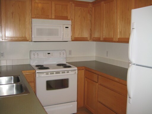 Building Photo - p631