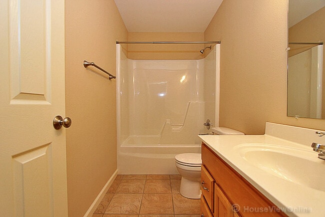 Building Photo - Travelers Way 2479/2481