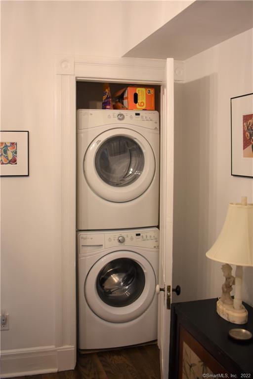 Building Photo - 119 Dwight St