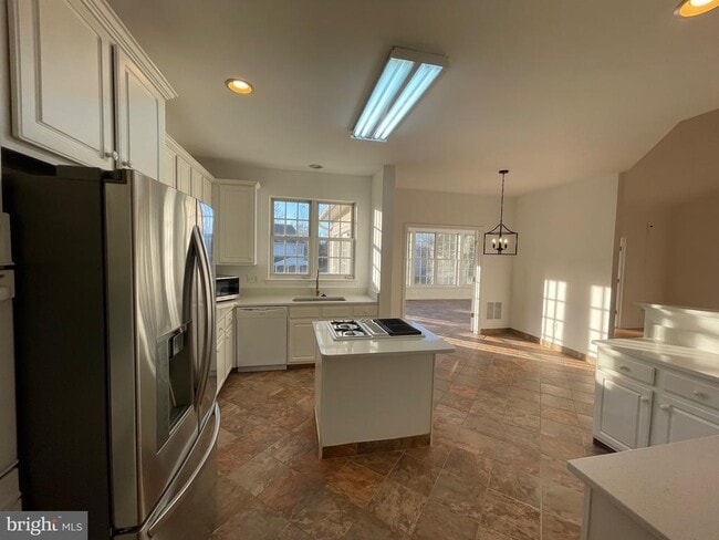 Building Photo - 25869 Flintonbridge Dr