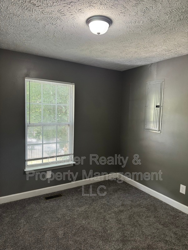Building Photo - 1812 Glade St