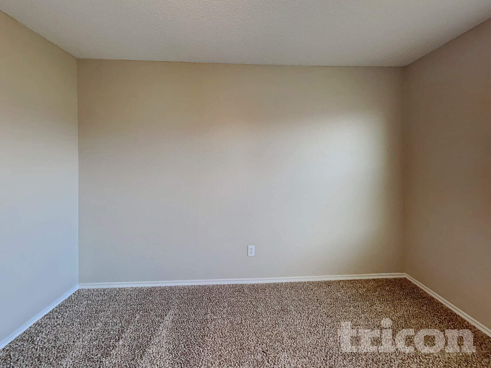 Building Photo - 360 Blairwood Dr