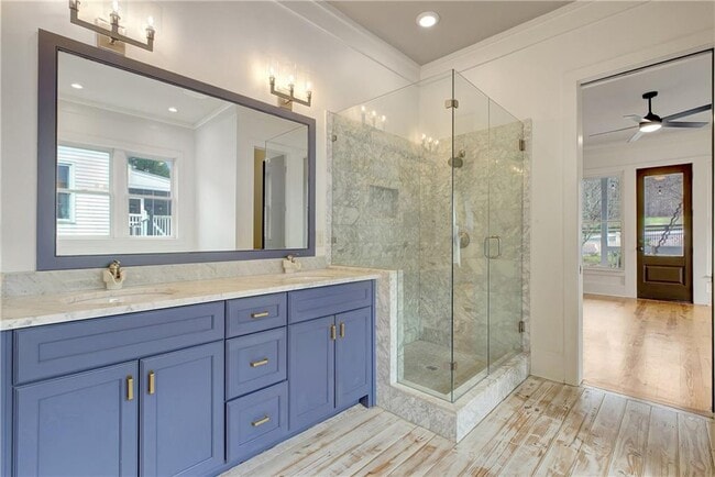 Building Photo - 10559 Serenbe Ln