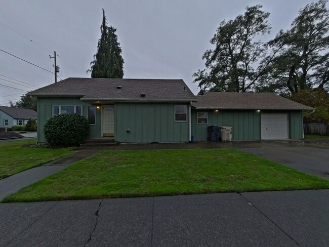 Building Photo - 3 Bedroom House  ~ Northern Corvallis