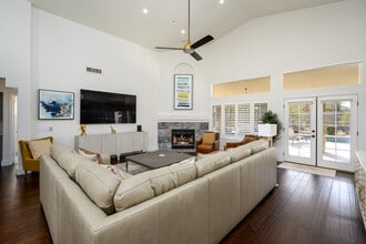 Building Photo - 9375 E Sutherland Way