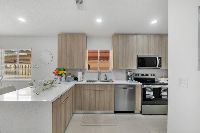 Building Photo - 3172 W 79th Pl