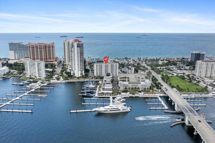 Leisure Beach Condominium - 200 S Birch Rd