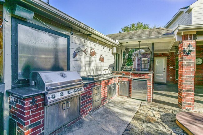 Building Photo - 24506 Screech Owl Ct