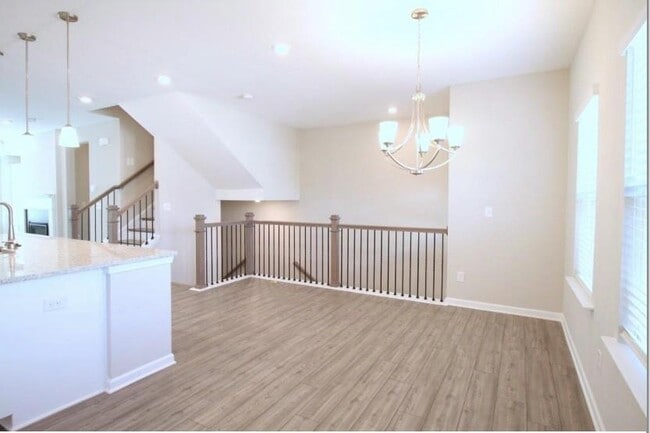 Building Photo - 4373 Valtek Ct
