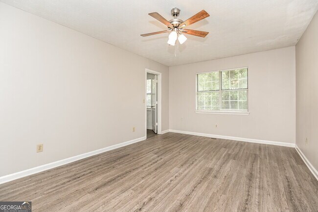 Building Photo - 1268 Brandl Dr SW