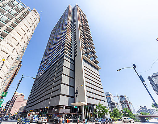 Primary Photo - 235 W Van Buren St