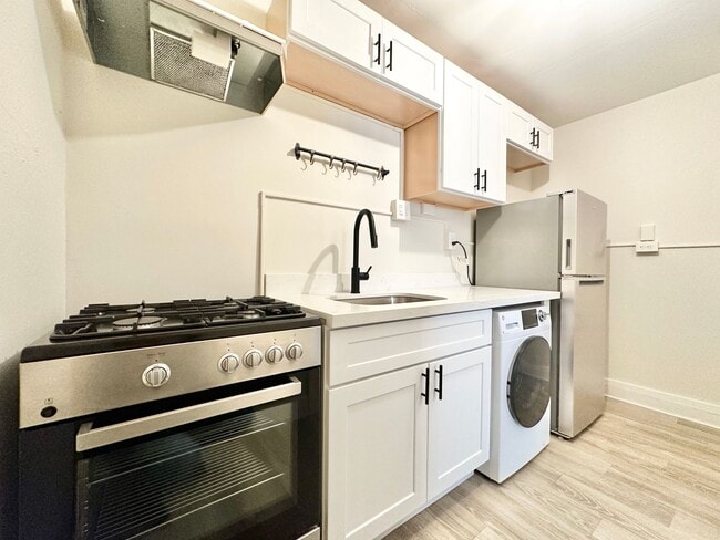 Interior Photo - Buena Vista