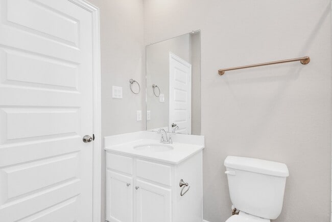 Building Photo - 27115 Newport Trce Ln