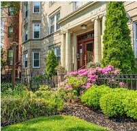 Building Photo - 31 Park Dr