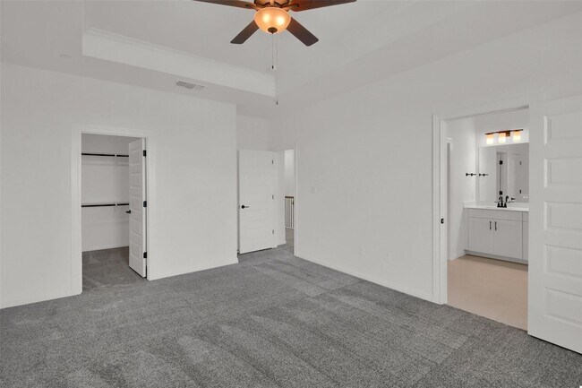Building Photo - 2725 Woodall Dr