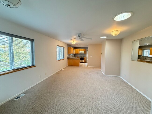 Building Photo - Downtown Coeur d'Alene Rancher