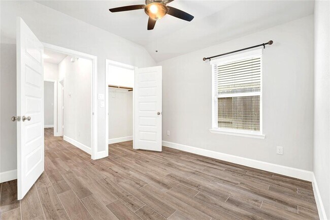 Building Photo - 2530 Alder Wood Ln