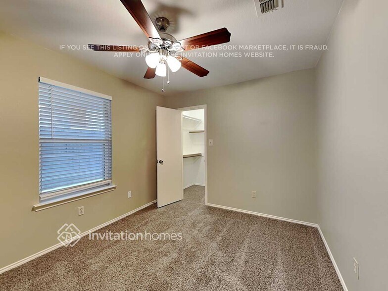 Building Photo - 214 Arabian Ln