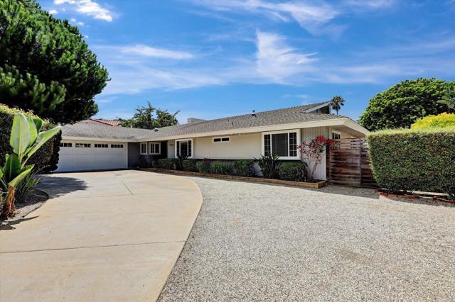 Building Photo - 1304 Muirlands Vista Way