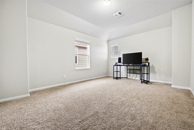 Building Photo - 13640 Collier Park Ln