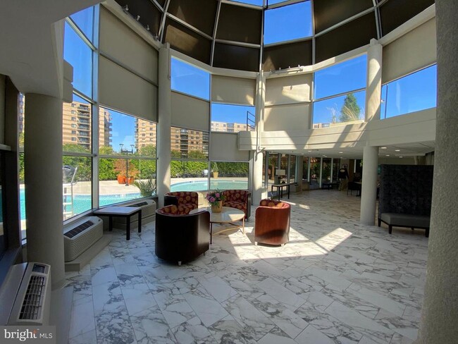 Building Photo - 8360 Greensboro Dr
