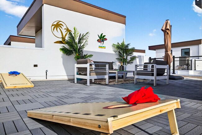 Building Photo - 620 Petit Wy