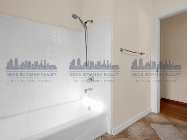 Building Photo - 6129 Pembroke Dr