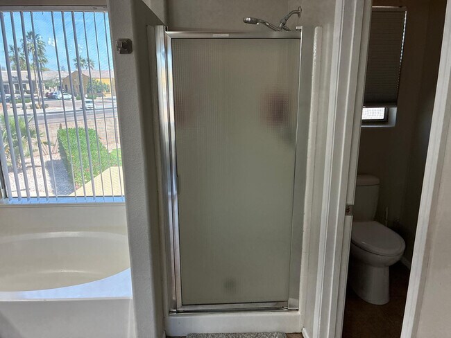 Building Photo - 13717 N 80th Ave