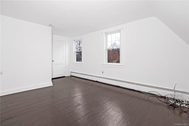 Building Photo - 60 Highview Ave